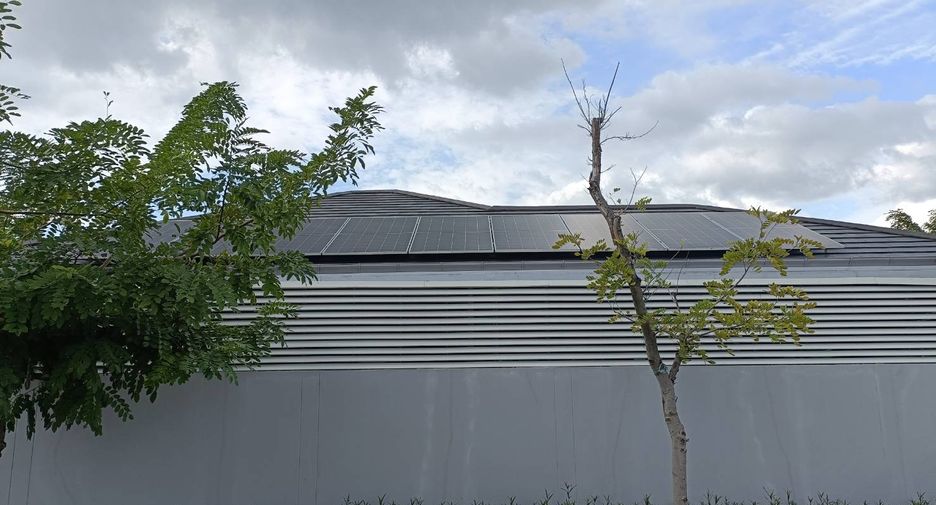 Villa en alquiler y en venta de 3 habitaciones en Bang Lamung, Chonburi