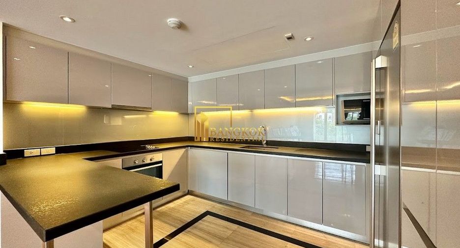 À louer 3 chambres condo à Watthana, Bangkok