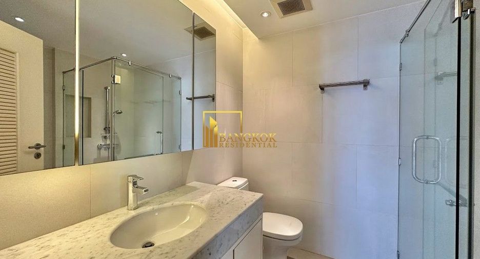 À louer 3 chambres condo à Watthana, Bangkok