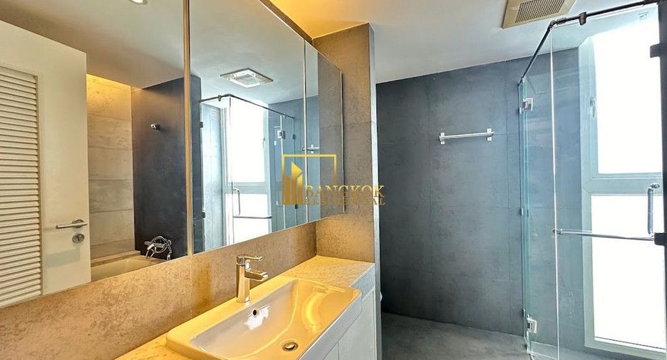 À louer 3 chambres condo à Watthana, Bangkok