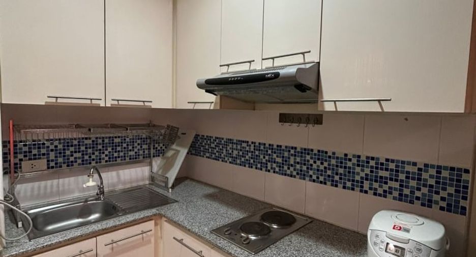 Condo en alquiler de 1 habitaciones en Si Racha, Chonburi