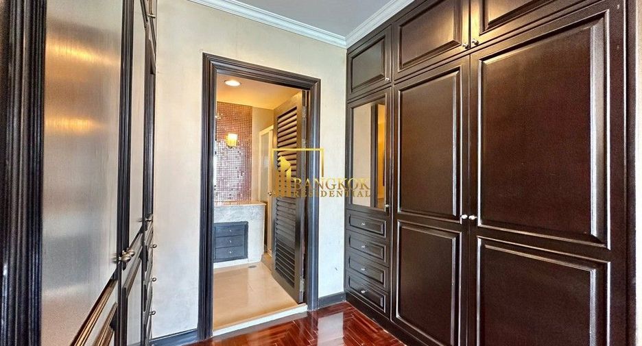 Condo en alquiler de 2 habitaciones en Khlong Toei, Bangkok