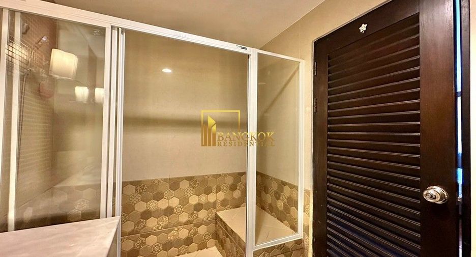 Condo en alquiler de 2 habitaciones en Khlong Toei, Bangkok