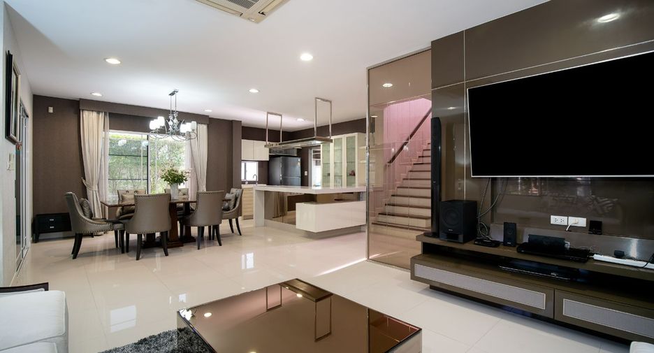 For sale 3 bedrooms house in Pak Kret, Nonthaburi