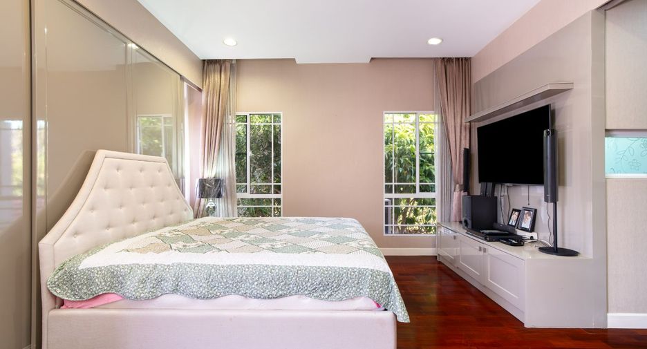 For sale 3 bedrooms house in Pak Kret, Nonthaburi