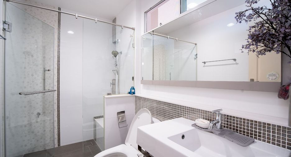 For sale 3 bedrooms house in Pak Kret, Nonthaburi