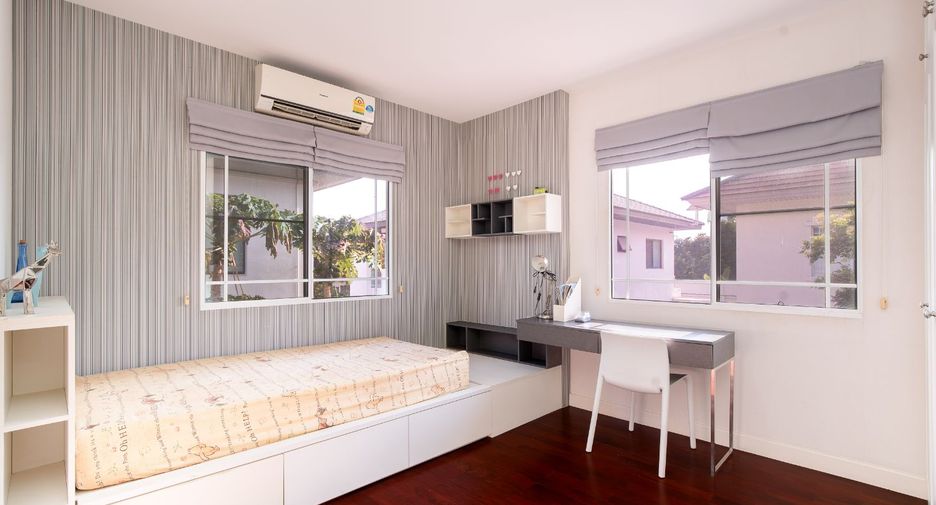 For sale 3 bedrooms house in Pak Kret, Nonthaburi