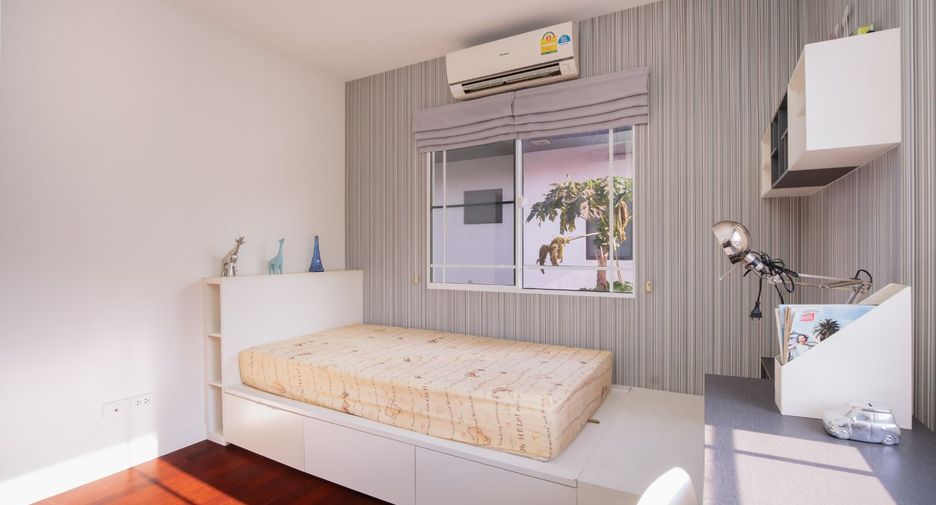 For sale 3 bedrooms house in Pak Kret, Nonthaburi