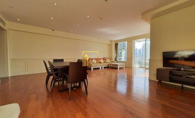 For rent 3 bedrooms condo in Pathum Wan, Bangkok