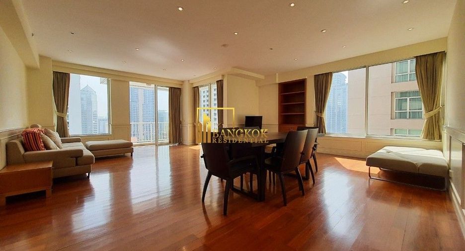 Wohnung zur Miete mit 3 Zimmer in Pathum Wan, Bangkok