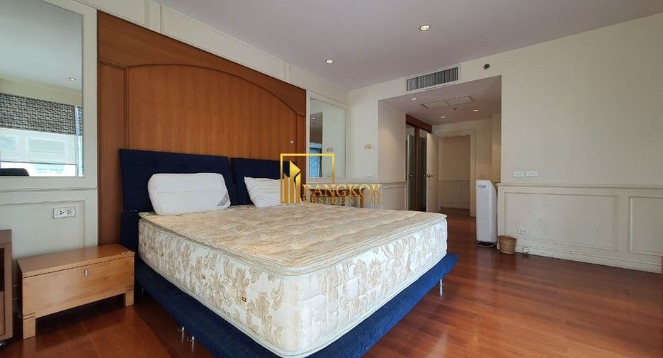 Wohnung zur Miete mit 3 Zimmer in Pathum Wan, Bangkok