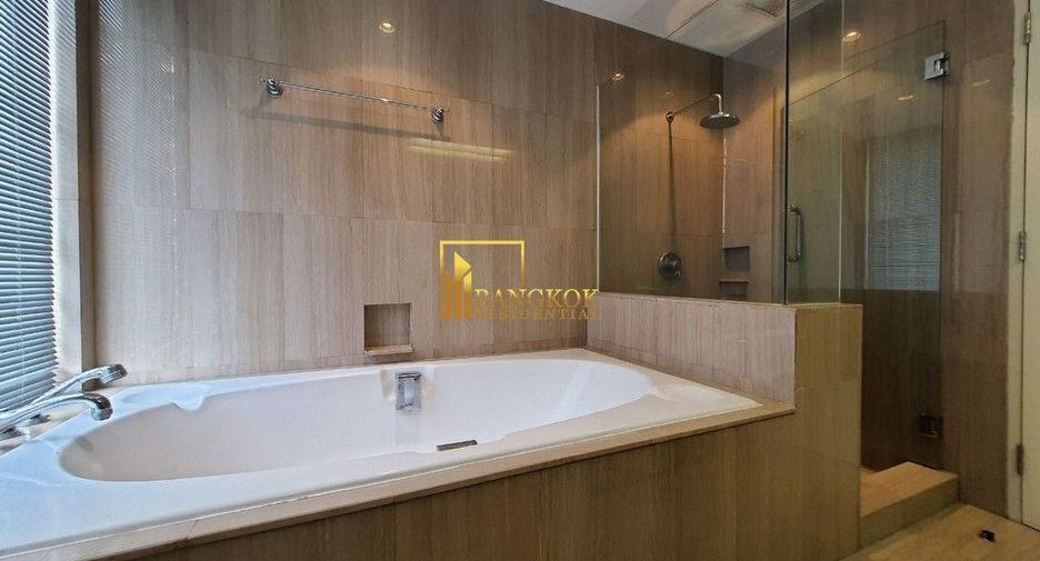Wohnung zur Miete mit 3 Zimmer in Pathum Wan, Bangkok