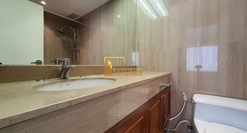 Wohnung zur Miete mit 3 Zimmer in Pathum Wan, Bangkok