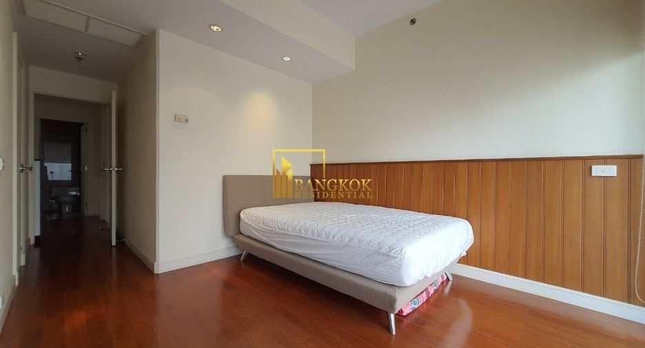 Wohnung zur Miete mit 3 Zimmer in Pathum Wan, Bangkok