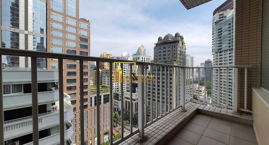 Wohnung zur Miete mit 3 Zimmer in Pathum Wan, Bangkok