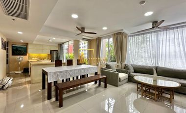 For rent 2 bedrooms condo in Pathum Wan, Bangkok