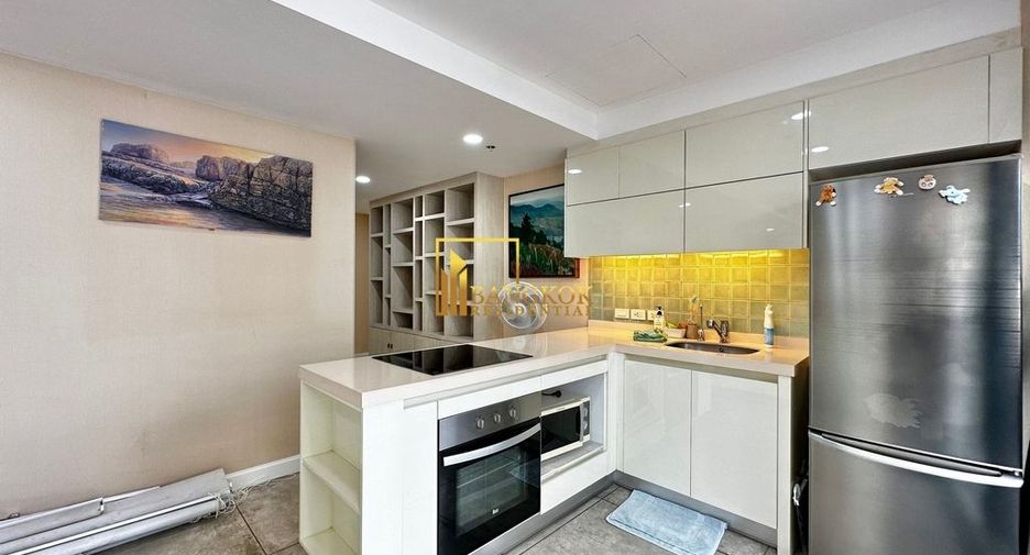 À louer 2 chambres condo à Pathum Wan, Bangkok
