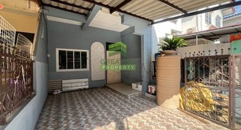 For sale 2 bedrooms townhouse in Khlong Sam Wa, Bangkok