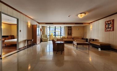 Wohnung zur Miete mit 2 Zimmer in Khlong Toei, Bangkok