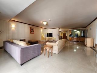 For rent 2 ベッドルーム condo in Khlong Toei, Bangkok