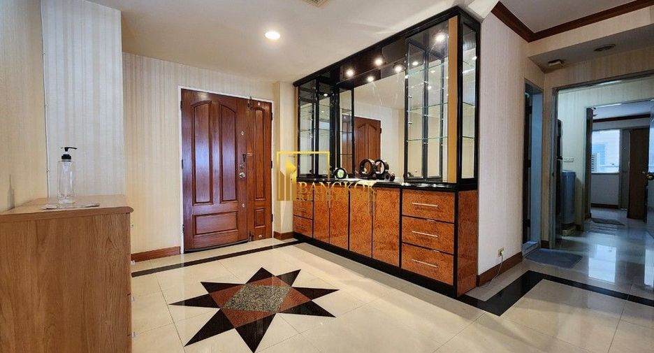 Wohnung zur Miete mit 2 Zimmer in Khlong Toei, Bangkok