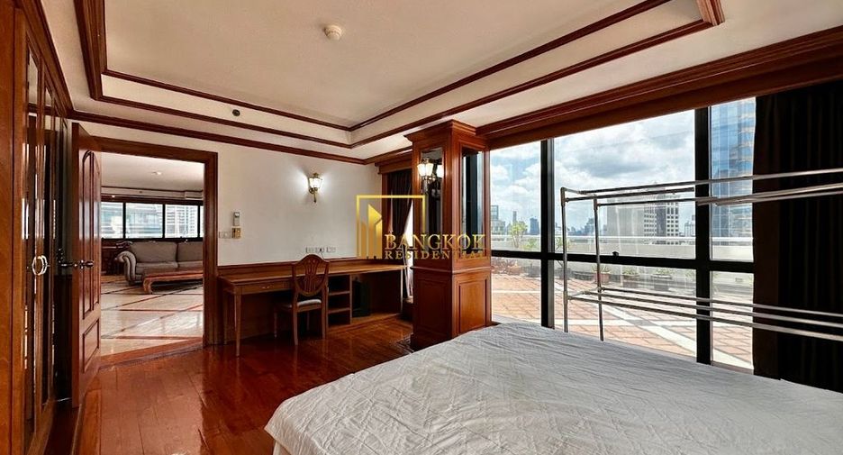 Wohnung zur Miete mit 3 Zimmer in Khlong Toei, Bangkok