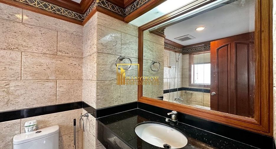Wohnung zur Miete mit 3 Zimmer in Khlong Toei, Bangkok