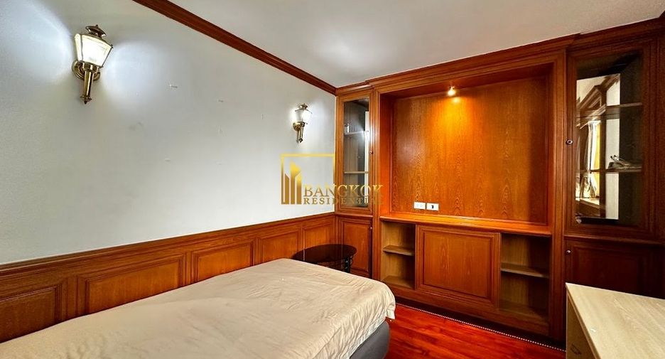 Wohnung zur Miete mit 3 Zimmer in Khlong Toei, Bangkok