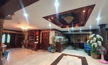 Casa en venta de 7 habitaciones en Phasi Charoen, Bangkok