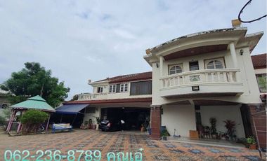 Casa en venta de 7 habitaciones en Phasi Charoen, Bangkok