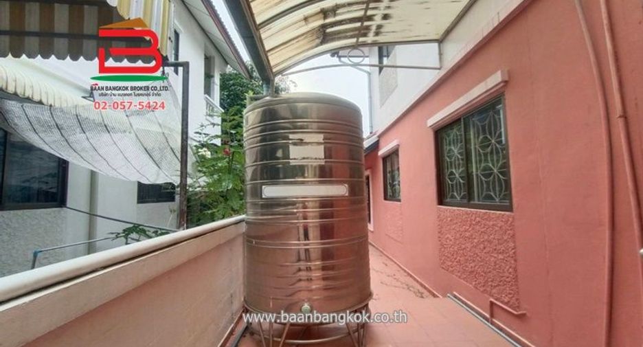 For sale 4 bedrooms house in Sai Mai, Bangkok