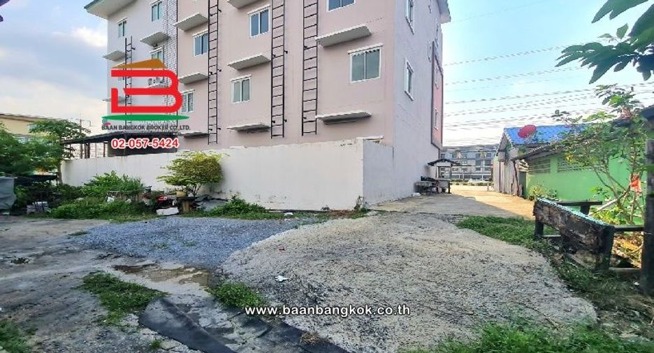 For sale land in Sam Khok, Pathum Thani