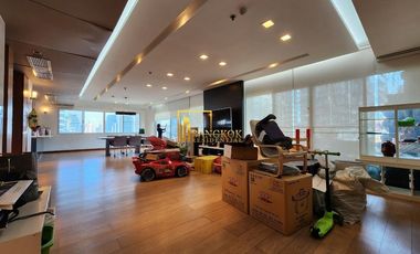 For sale 3 bed condo in Khlong Toei, Bangkok