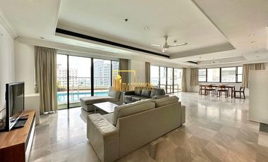 For rent 3 bedrooms condo in Khlong Toei, Bangkok