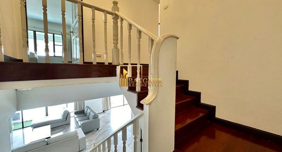 Condo en alquiler de 3 habitaciones en Khlong Toei, Bangkok