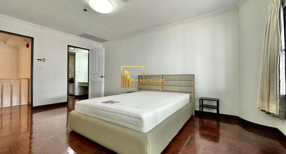 Condo en alquiler de 3 habitaciones en Khlong Toei, Bangkok