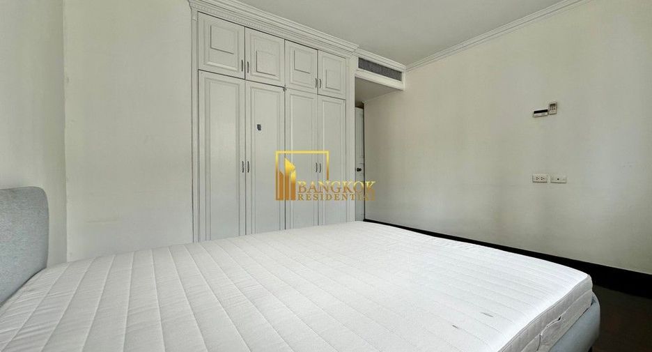 Condo en alquiler de 3 habitaciones en Khlong Toei, Bangkok