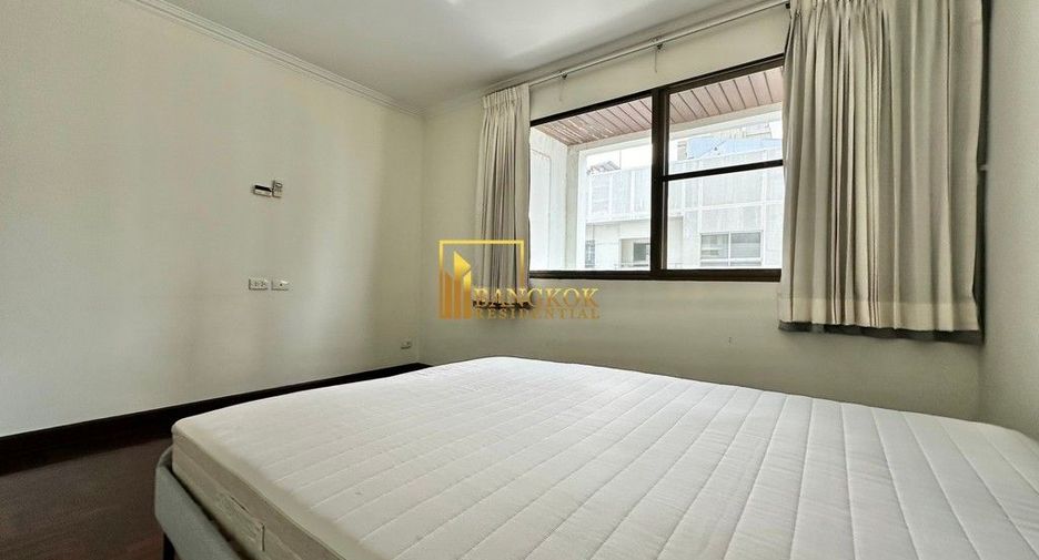 Condo en alquiler de 3 habitaciones en Khlong Toei, Bangkok