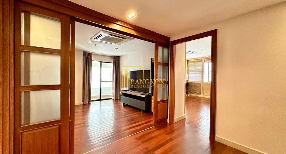 Condo en alquiler de 3 habitaciones en Khlong Toei, Bangkok
