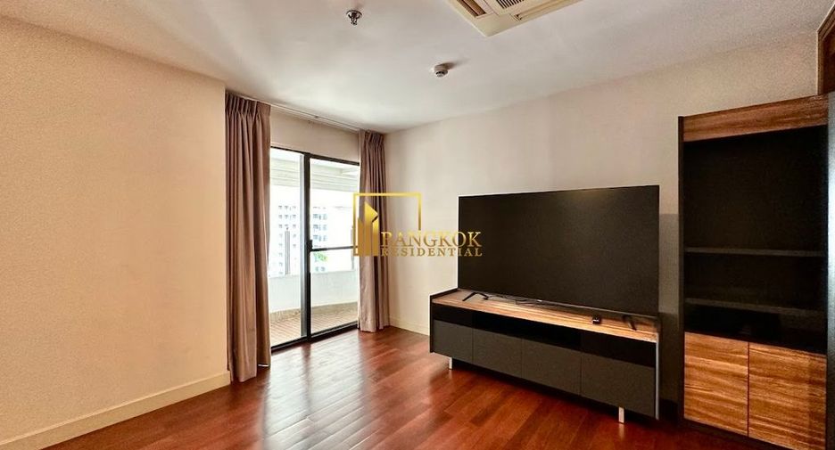 Condo en alquiler de 3 habitaciones en Khlong Toei, Bangkok