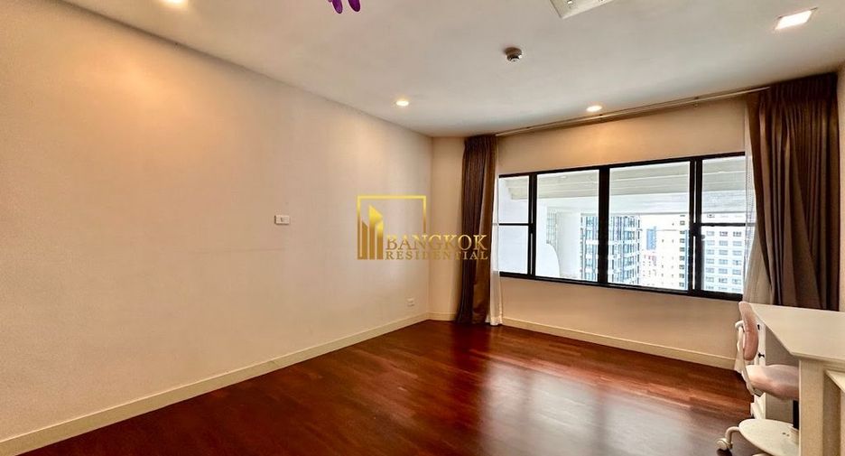 Condo en alquiler de 3 habitaciones en Khlong Toei, Bangkok