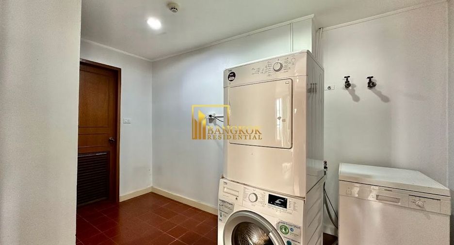 Condo en alquiler de 3 habitaciones en Khlong Toei, Bangkok