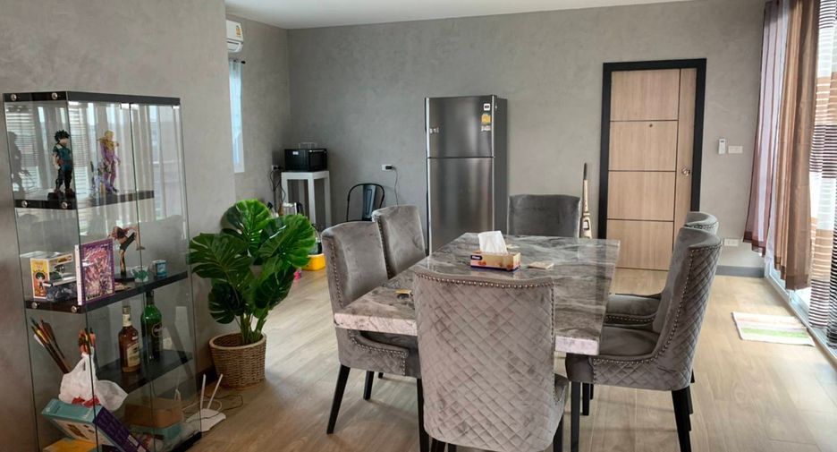 For sale 40 bed apartment in Phra Khanong, Bangkok