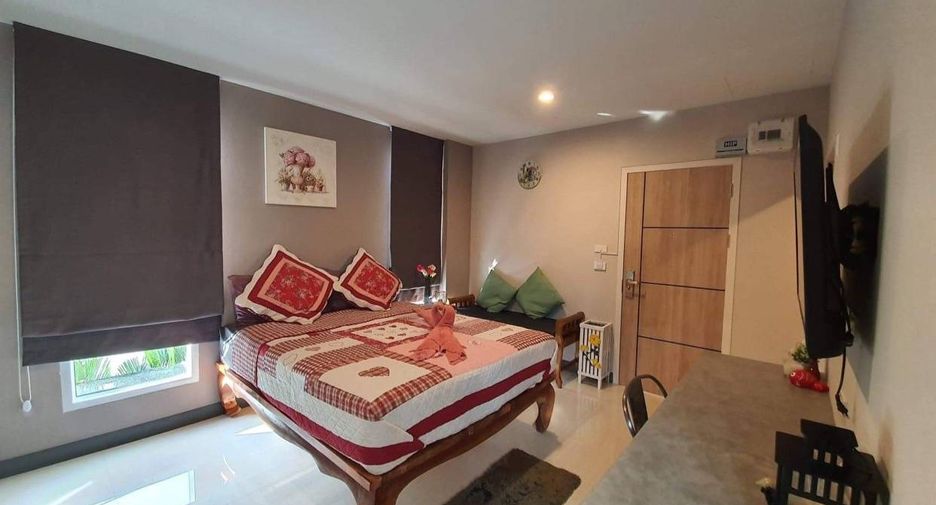 For sale 40 bed apartment in Phra Khanong, Bangkok