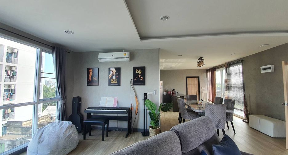 For sale 40 bed apartment in Phra Khanong, Bangkok