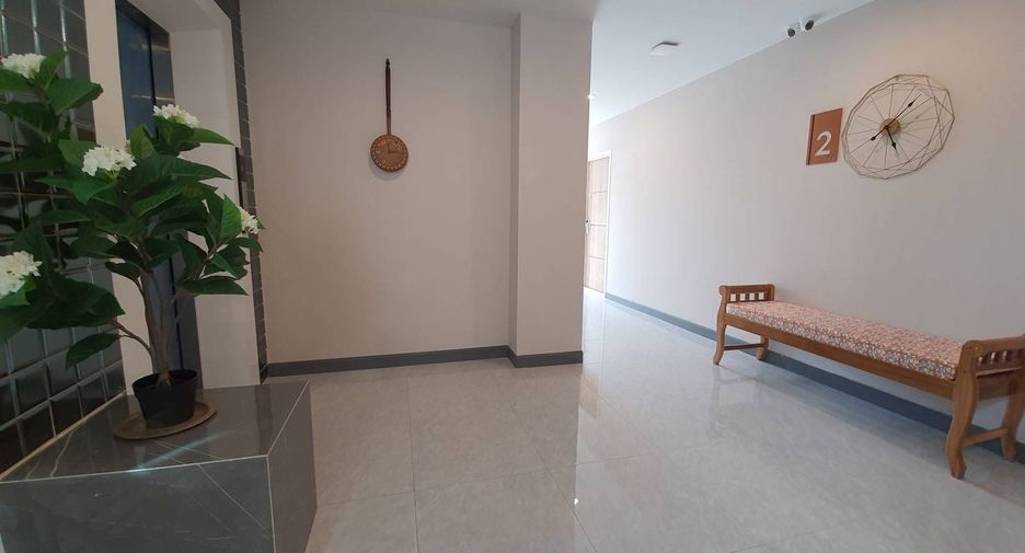 For sale 40 bed apartment in Phra Khanong, Bangkok