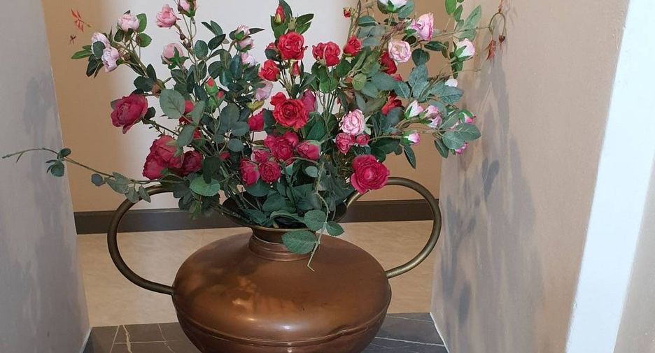 For sale 40 bed apartment in Phra Khanong, Bangkok