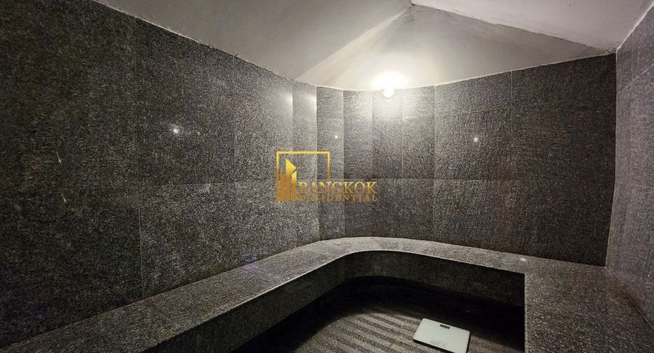 Condo en alquiler de 4 habitaciones en Khlong Toei, Bangkok