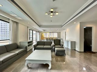 À louer 4 chambres condo à Khlong Toei, Bangkok