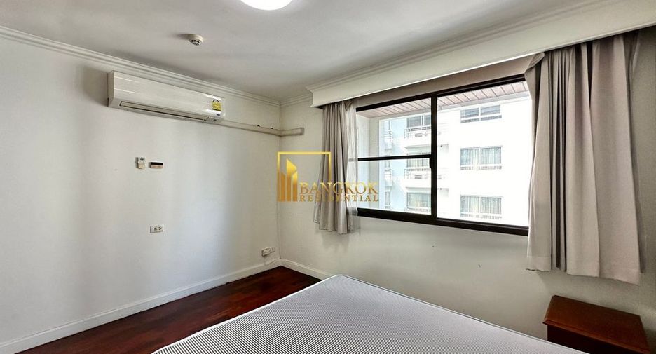 Condo en alquiler de 4 habitaciones en Khlong Toei, Bangkok